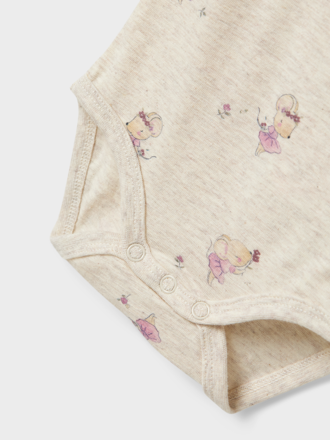 model_shot-front_full